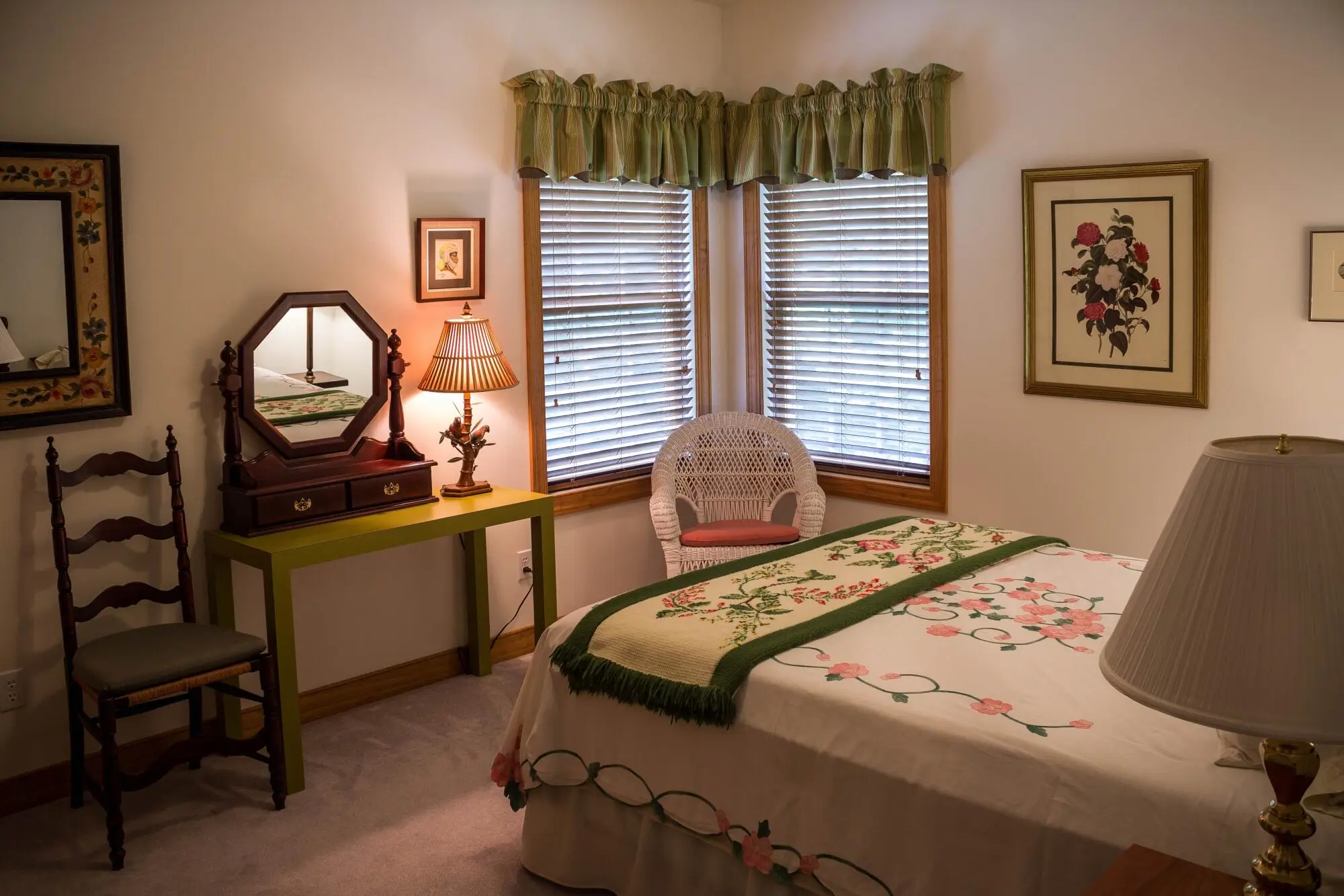 Attracting Guests in the Off-Season: Tips for Year-Round Bookings in Riverside, CA